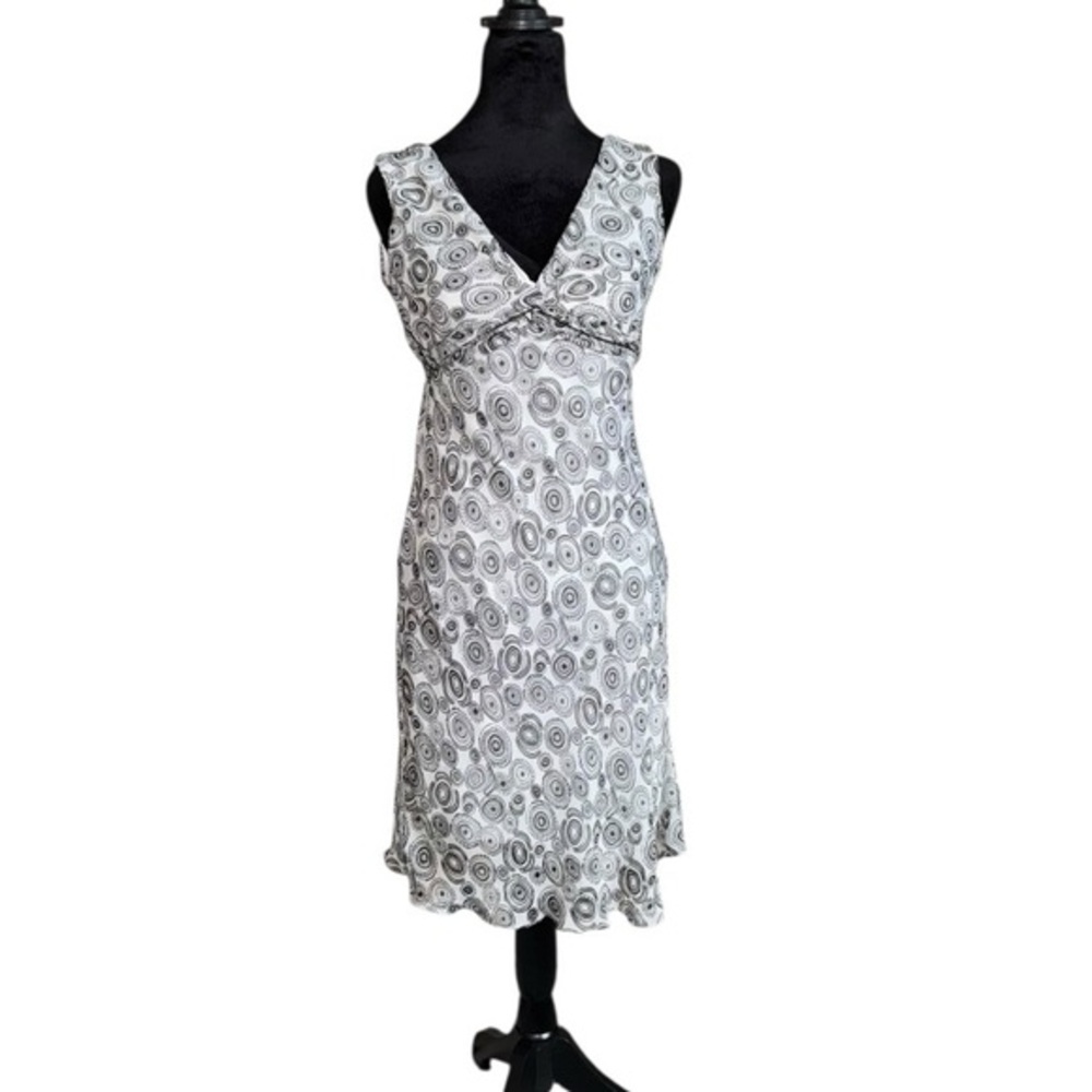 Y2K Chiffon Flowy lightweight-lined made in USA‎ Dress in white and black size 5